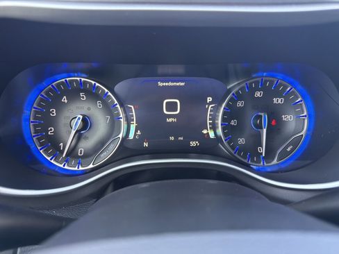 New 2026 Chrysler Voyager LX image 17