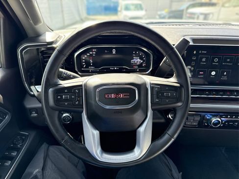 Used 2025 GMC Sierra 1500 SLT image 22
