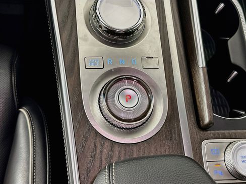 Used 2023 Genesis GV80 2.5T w/ Prestige Package AWD/4WD image 25
