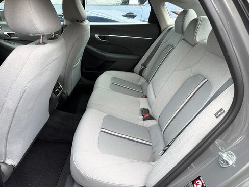 Used 2020 Hyundai Sonata SEL w/ Convenience Package FWD image 6