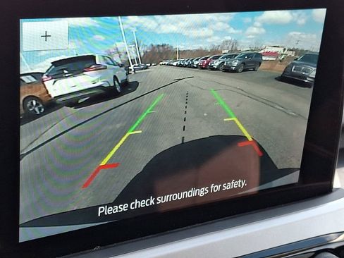 Used 2022 Ford Escape SE w/ SE Sport Appearance Package image 17