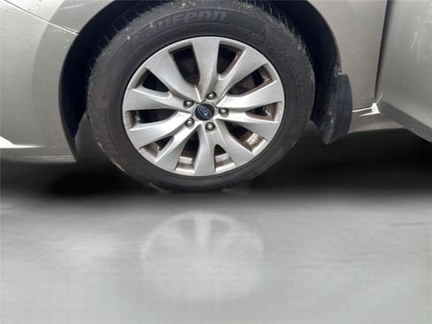 Used 2017 Subaru Legacy 2.5i Premium AWD/4WD image 29