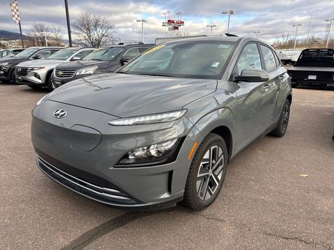 Certified 2023 Hyundai Kona SE w/ Cargo Package image 4