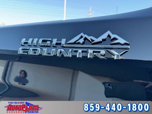 Used 2024 Chevrolet Silverado 2500 High Country w/ High Country Premium Package AWD/4WD image 11