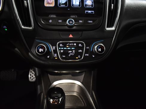 Used 2016 Chevrolet Malibu Hybrid w/ Leather Package image 24