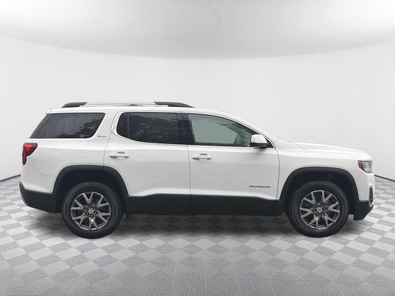 Used 2020 GMC Acadia SLT w/ Driver Alert Package II FWD image 5