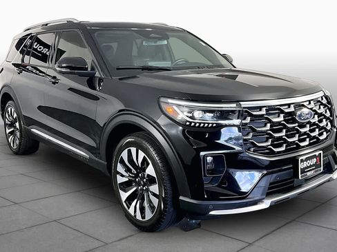 Used 2025 Ford Explorer Platinum w/ LUX Leather Package AWD/4WD image 3