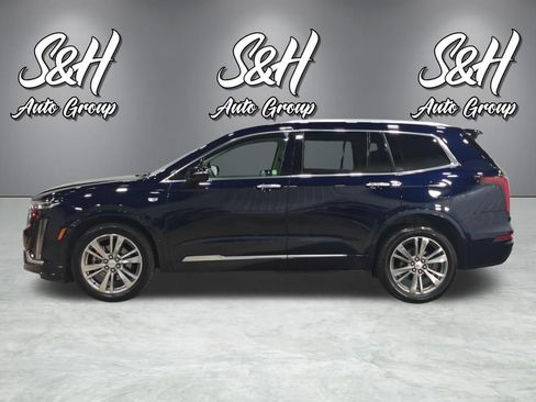 Used 2021 Cadillac XT6 Premium Luxury AWD/4WD image 17