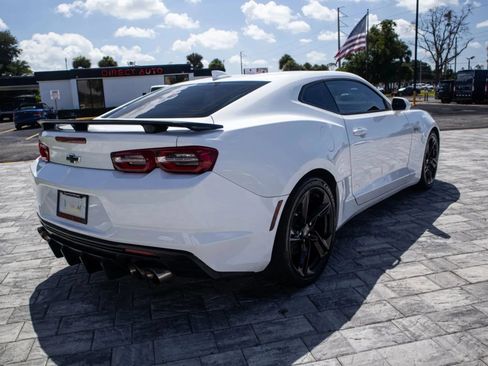Used 2021 Chevrolet Camaro LT w/ Technology Package RWD image 8