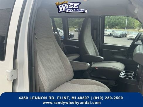 Used 2017 Chevrolet Express 3500 LT w/ LT Preferred Equipment Group RWD image 22