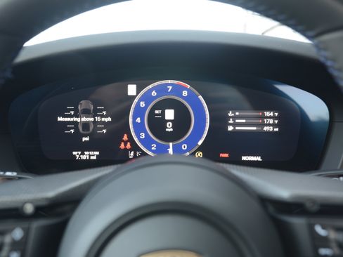 Certified 2026 Porsche 911 Carrera T RWD image 21