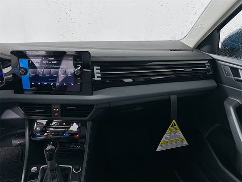 New 2026 Volkswagen Jetta SE image 20