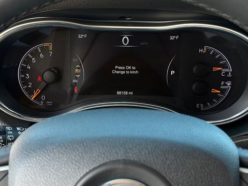 Used 2014 Jeep Grand Cherokee Laredo w/ Quick Order Package 23E image 12