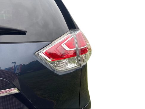 Used 2016 Nissan Rogue SL w/ SL Premium Package image 46