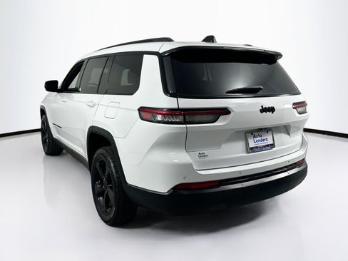 Used 2023 Jeep Grand Cherokee L Laredo RWD image 7