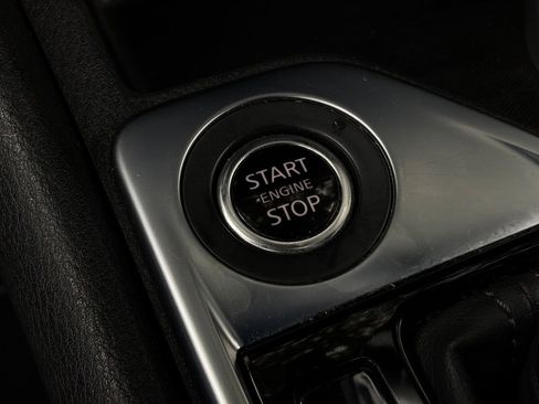 Used 2025 Nissan Sentra SV FWD image 22