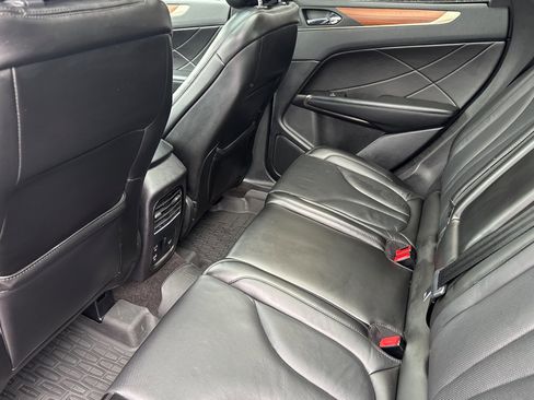 Certified 2019 Lincoln MKC Reserve AWD/4WD image 12