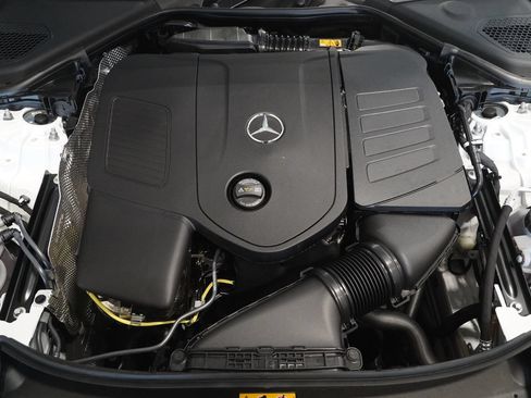 Used 2026 Mercedes-Benz E 350 4MATIC Sedan image 29