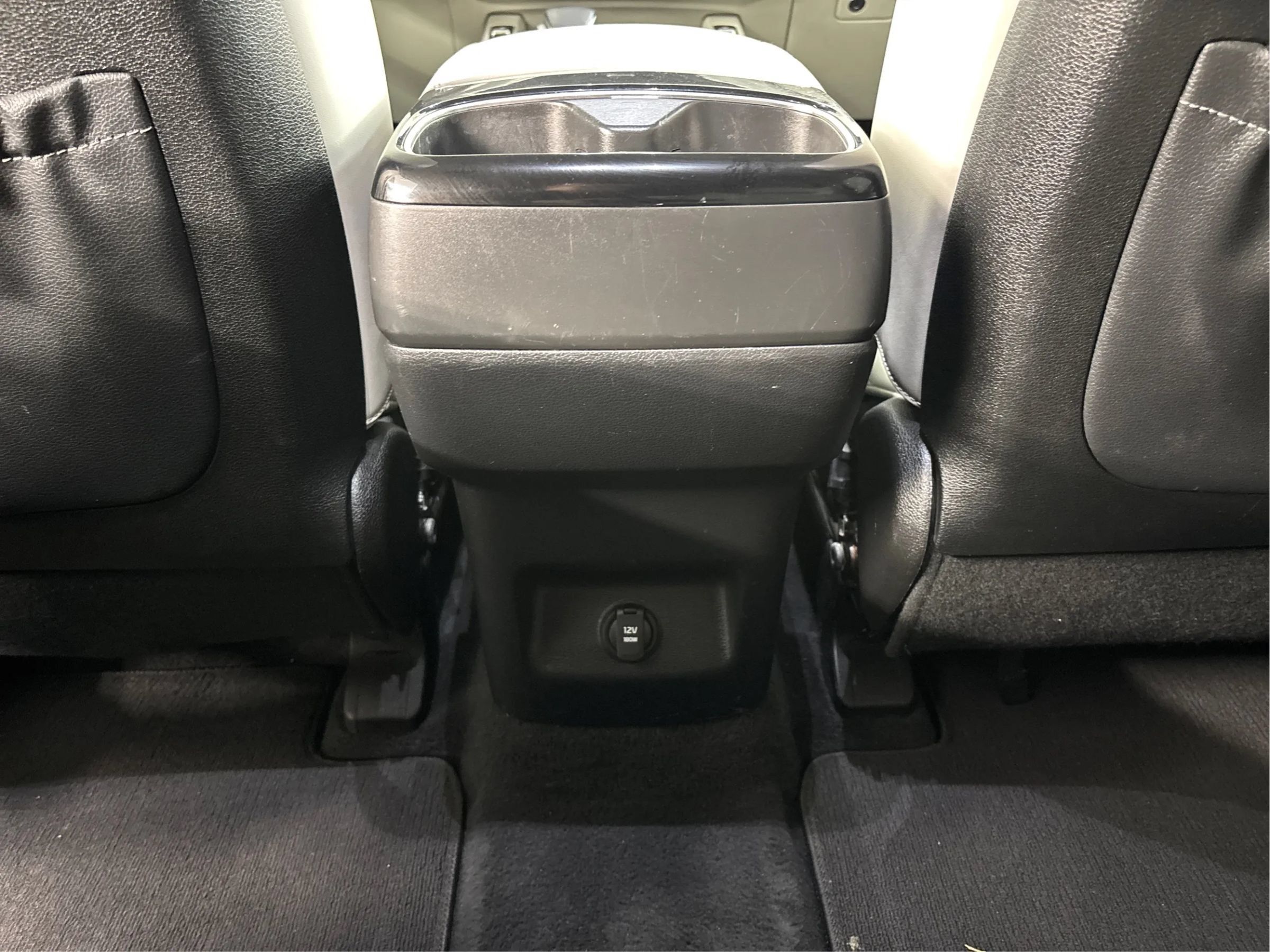 Used 2020 Kia Telluride S FWD image 27