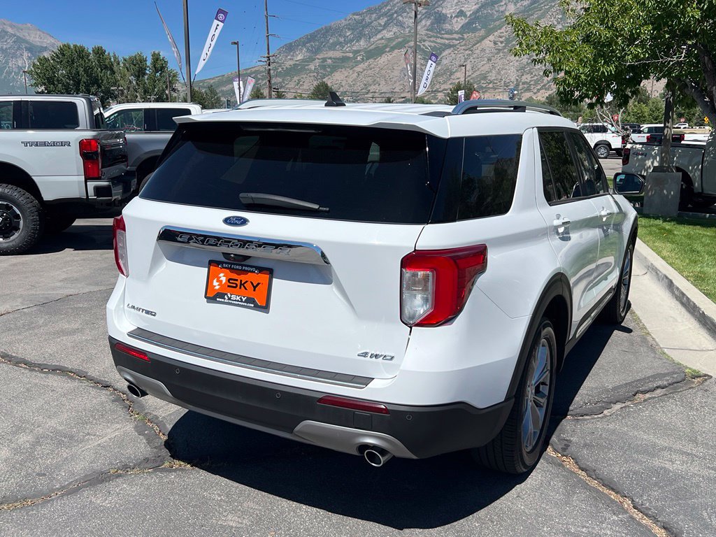 Used 2023 Ford Explorer Limited AWD/4WD image 9