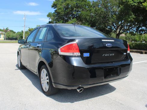 Used 2011 Ford Focus SEL w/ 301A Rapid Spec Order Code FWD image 10