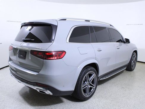 Used 2024 Mercedes-Benz GLS 450 4MATIC image 7
