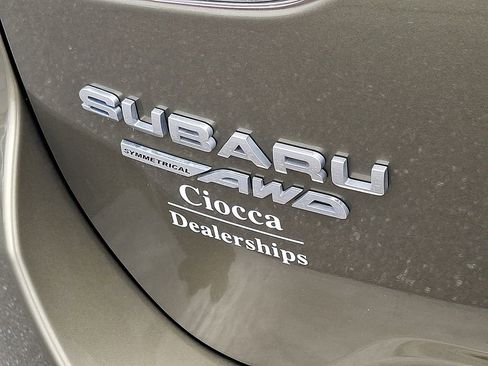 Used 2023 Subaru Forester Premium AWD/4WD image 32