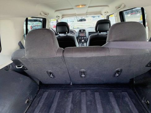 Used 2016 Jeep Patriot Sport w/ Power Value Group AWD/4WD image 19