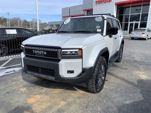 Used 2024 Toyota Land Cruiser Base image 4
