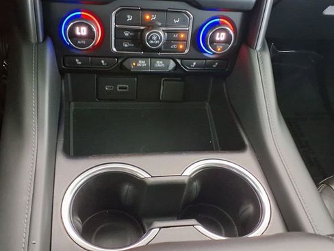 Used 2021 Chevrolet Tahoe LT RWD image 35