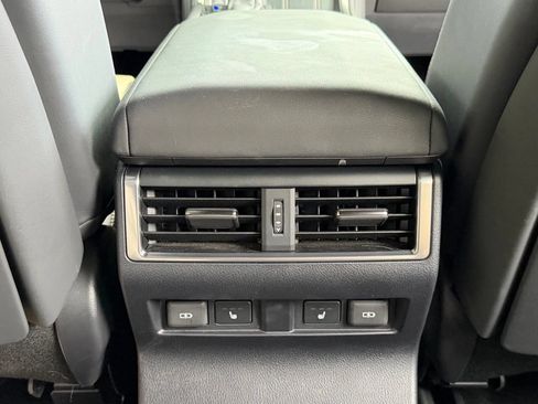 Used 2024 Lexus GX 550 AWD/4WD image 50