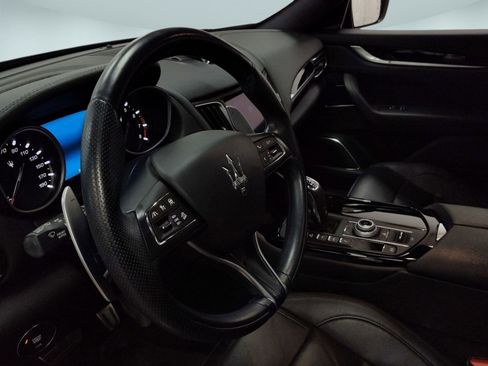 Used 2020 Maserati Levante GranSport image 20