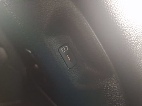 Used 2023 Kia Sportage EX FWD image 13
