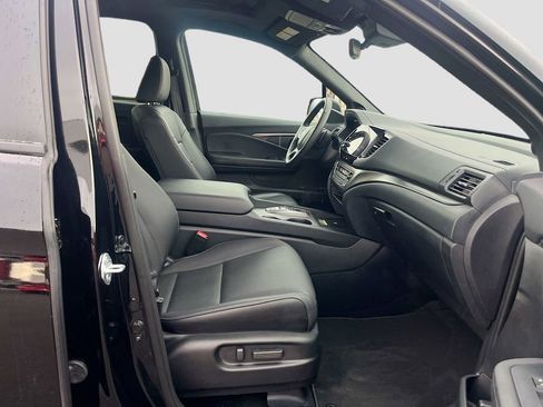 Used 2024 Honda Passport EX-L image 29