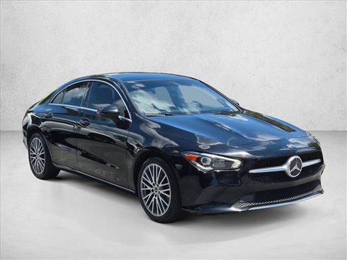 Used 2020 Mercedes-Benz CLA 250 image 3