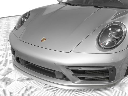 Used 2020 Porsche 911 Carrera S image 26