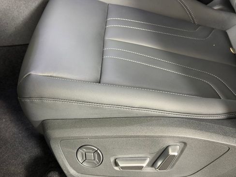 New 2026 Audi Q3 quattro 2.0T AWD/4WD image 14