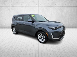 Used 2023 Kia Soul LX w/ LX Technology Package image 1