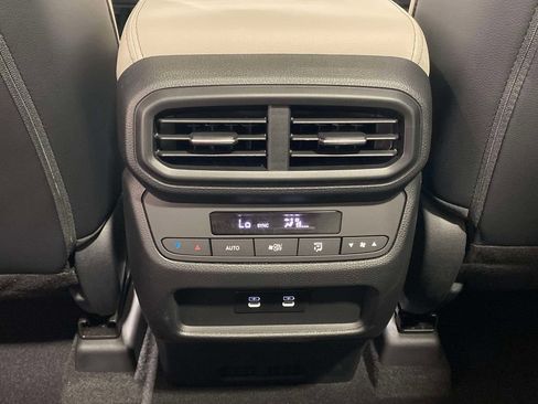 New 2026 Honda Pilot Touring image 12