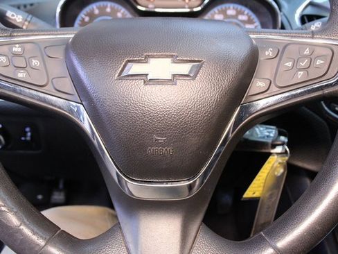 Used 2016 Chevrolet Cruze LT image 19