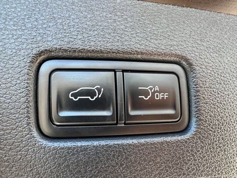 Used 2024 Kia Telluride EX w/ EX Captain's Chair Package AWD/4WD image 15