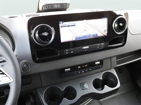 New 2026 Mercedes-Benz Sprinter 2500 image 29