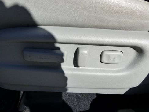 Used 2025 Honda Ridgeline RTL image 25