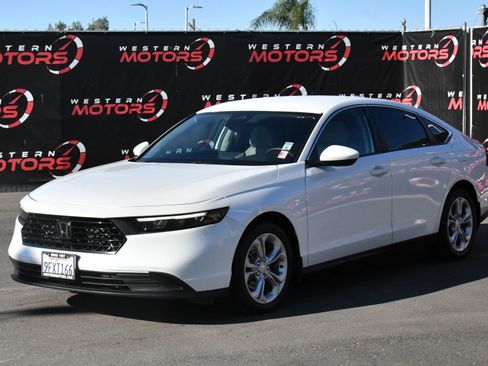 Used 2023 Honda Accord LX image 3