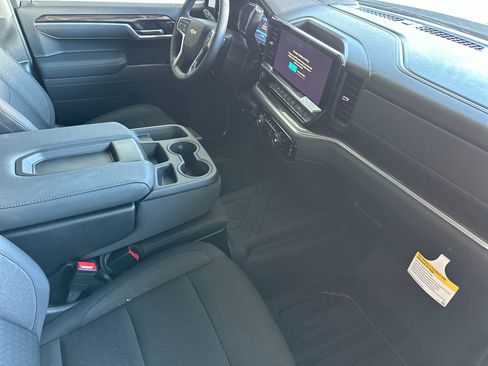 New 2026 Chevrolet Silverado 1500 LT w/ LPO, Dark Essentials Package AWD/4WD image 15
