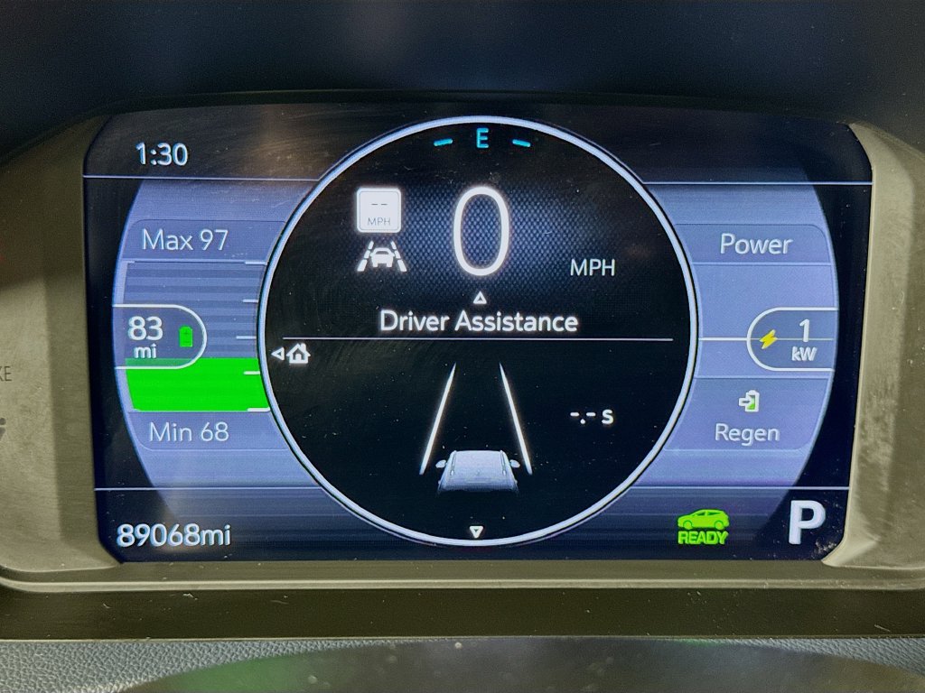 Used 2023 Chevrolet Bolt EUV Premier w/ Sun & Sound Package FWD image 28