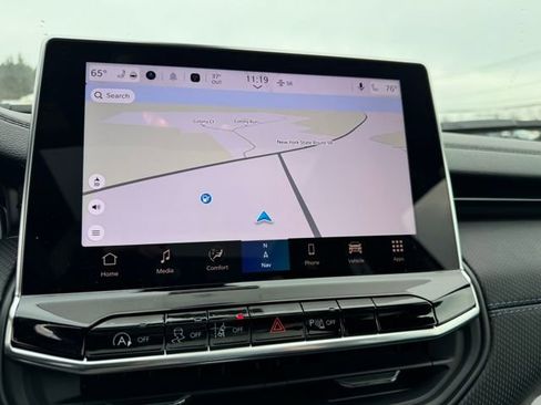 New 2026 Jeep Compass Limited w/ Sun, Sound & Navigation Group image 27