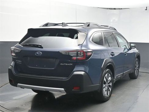 Used 2023 Subaru Outback Limited w/ Popular Package #2 image 7