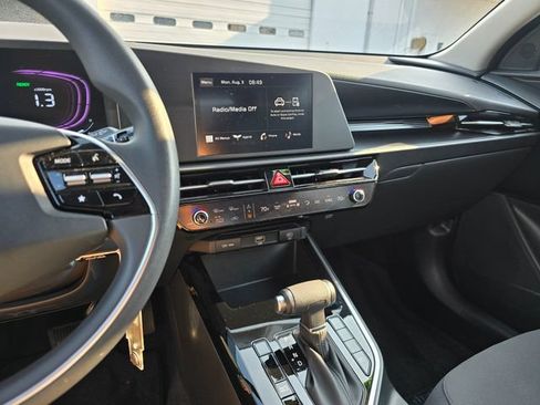 Certified 2026 Kia Niro LX FWD image 26