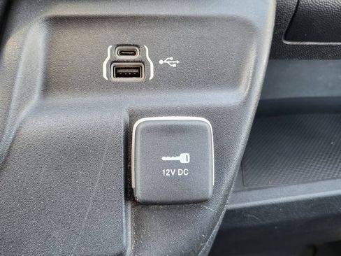 Used 2023 RAM ProMaster 2500 FWD image 34